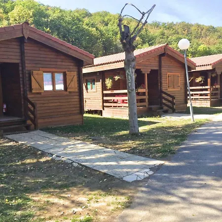 Campeggio Camping Fuentes Carrionas